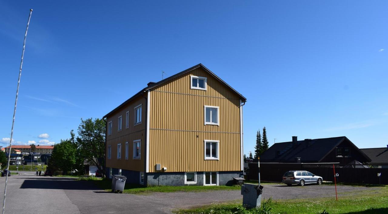 Big Apartment In Central Kiruna 5 外观 照片